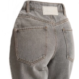 Women‘s 100% Cotton 15oz Smoke Grey Washed Micro-Flare Extra-Long Jeans (4) Women‘s 100% Cotton 15oz Smoke Grey Washed Micro-Flare Extra-Long Jeans (4)